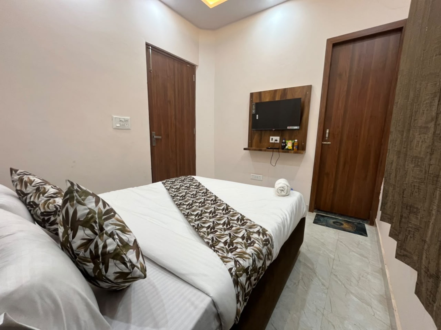 Hotel JSN gallery image 10